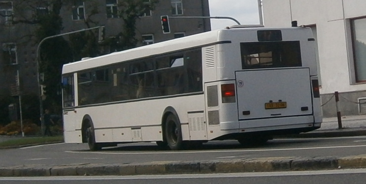 Dřevo(6C2 1806<br> TAA 3206) Křižíkovo náměstí (6.9.2012) Dřevo(6C2 1806<br> TAA 3206) Křižíkovo náměstí (6.9.2012)