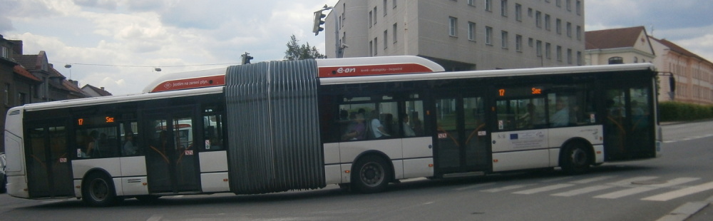 U autobusového nádraží (27.5.2012)